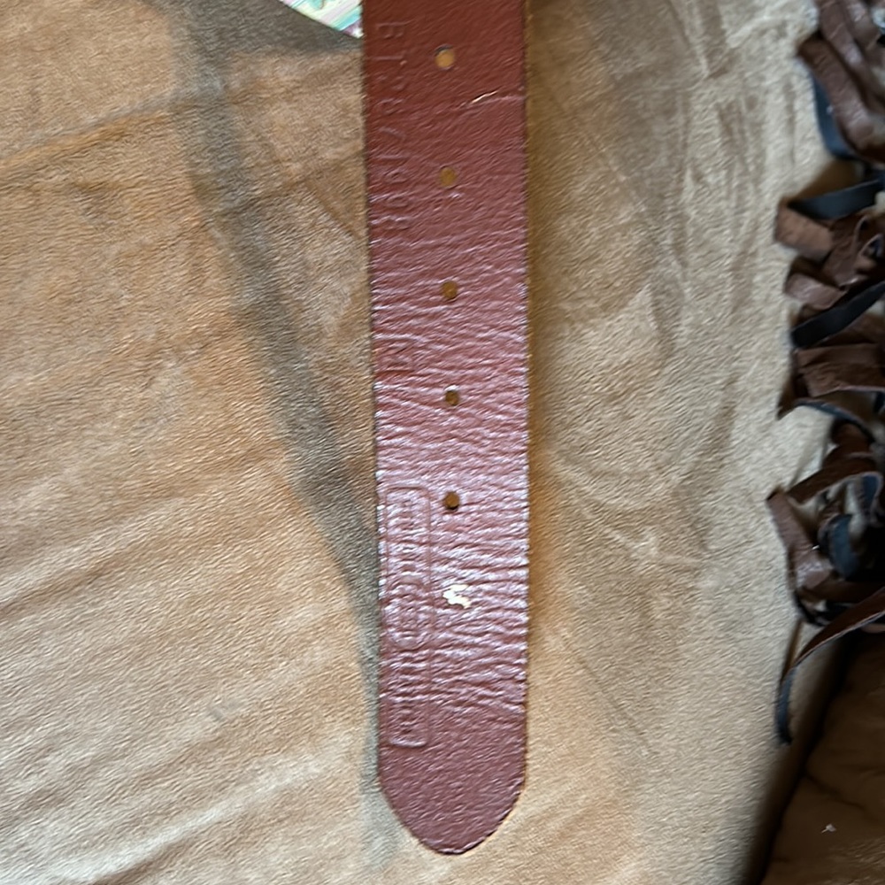 Fossil leather belt. Hawaiian print. Size medium. - Picture 4 of 5
